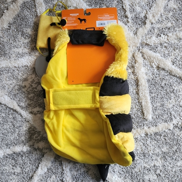 Hyde & Eek! Boutique Pet Bee Costume Vest W/ Rwflective Wings Headpiece Medium - Picture 2 of 7